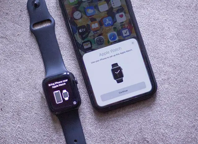 iPhone mun ekki parast við Apple Watch
