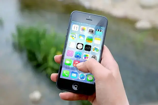 Lukning af apps på en iPhone 8 og tidligere